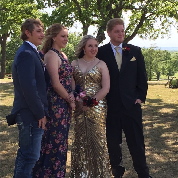 Meet your Posher, Kaylee - Picture 5 of 6